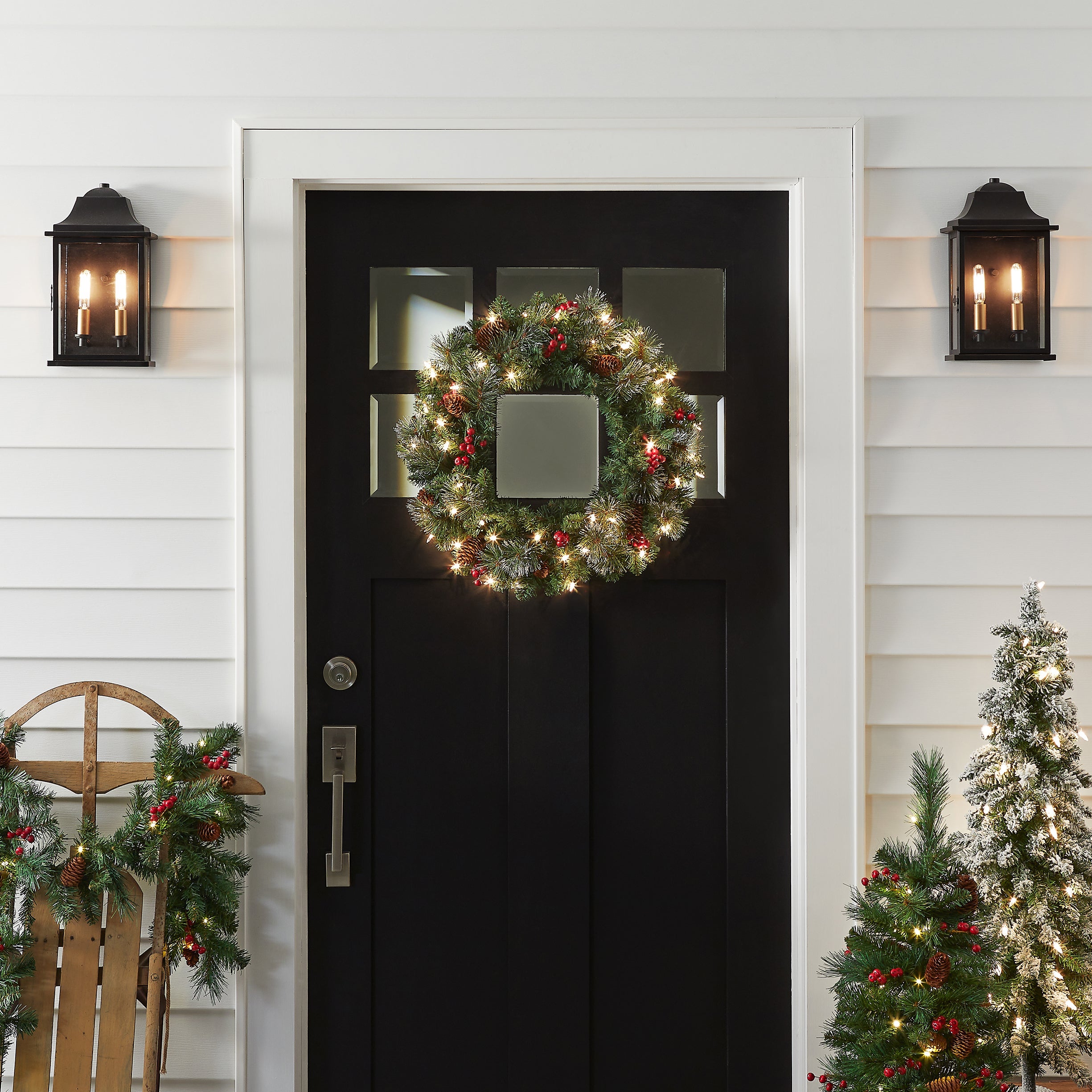 24 in. Pre-Lit Crestwood Spruce Wreath with Clear Lights - Plug In