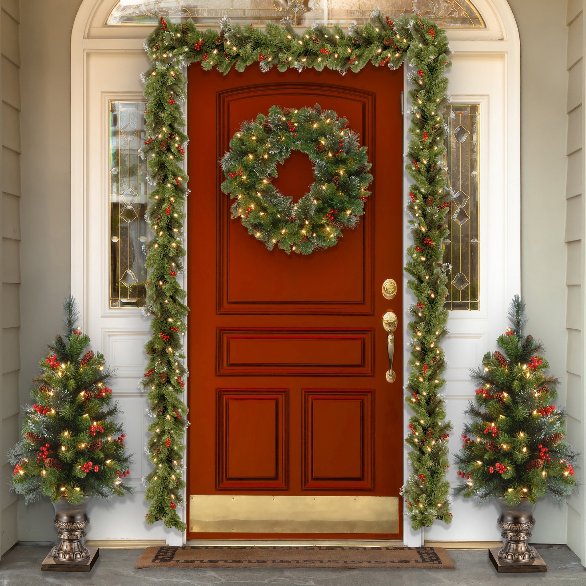 24 in. Pre-Lit Crestwood Spruce Wreath with Clear Lights - Plug In