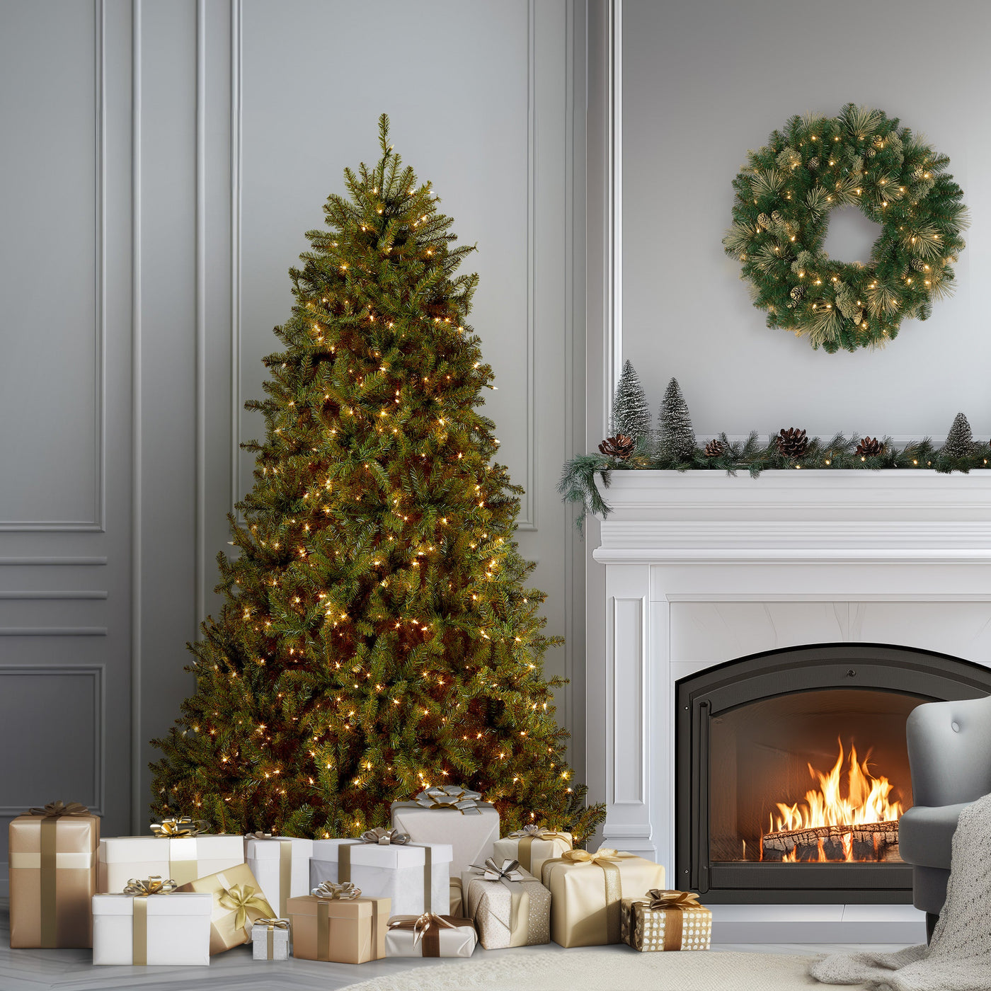 6.5 ft. Pre-Lit Dunhill Fir Tree with Clear Lights