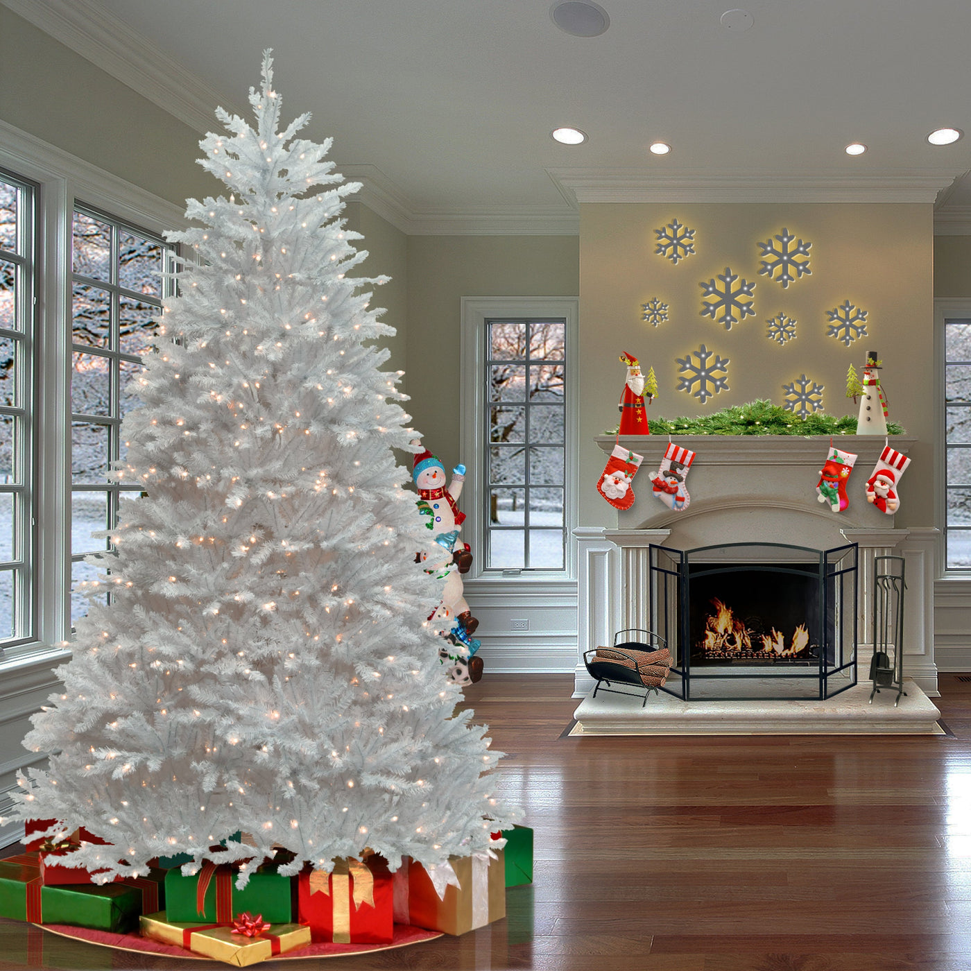 7.5 ft. Pre-Lit Dunhill Fir White Tree with Clear Lights