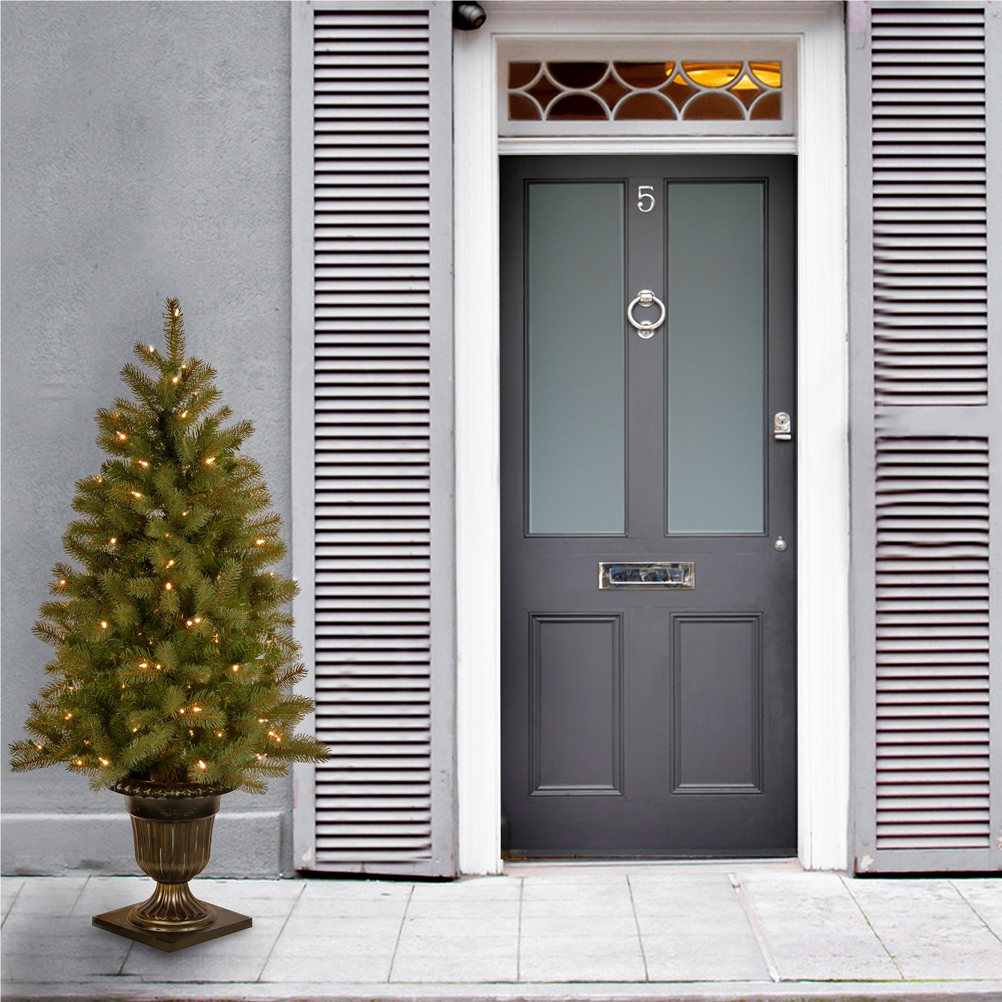4 ft. Pre-Lit Downswept Douglas Fir Tree with Clear Lights