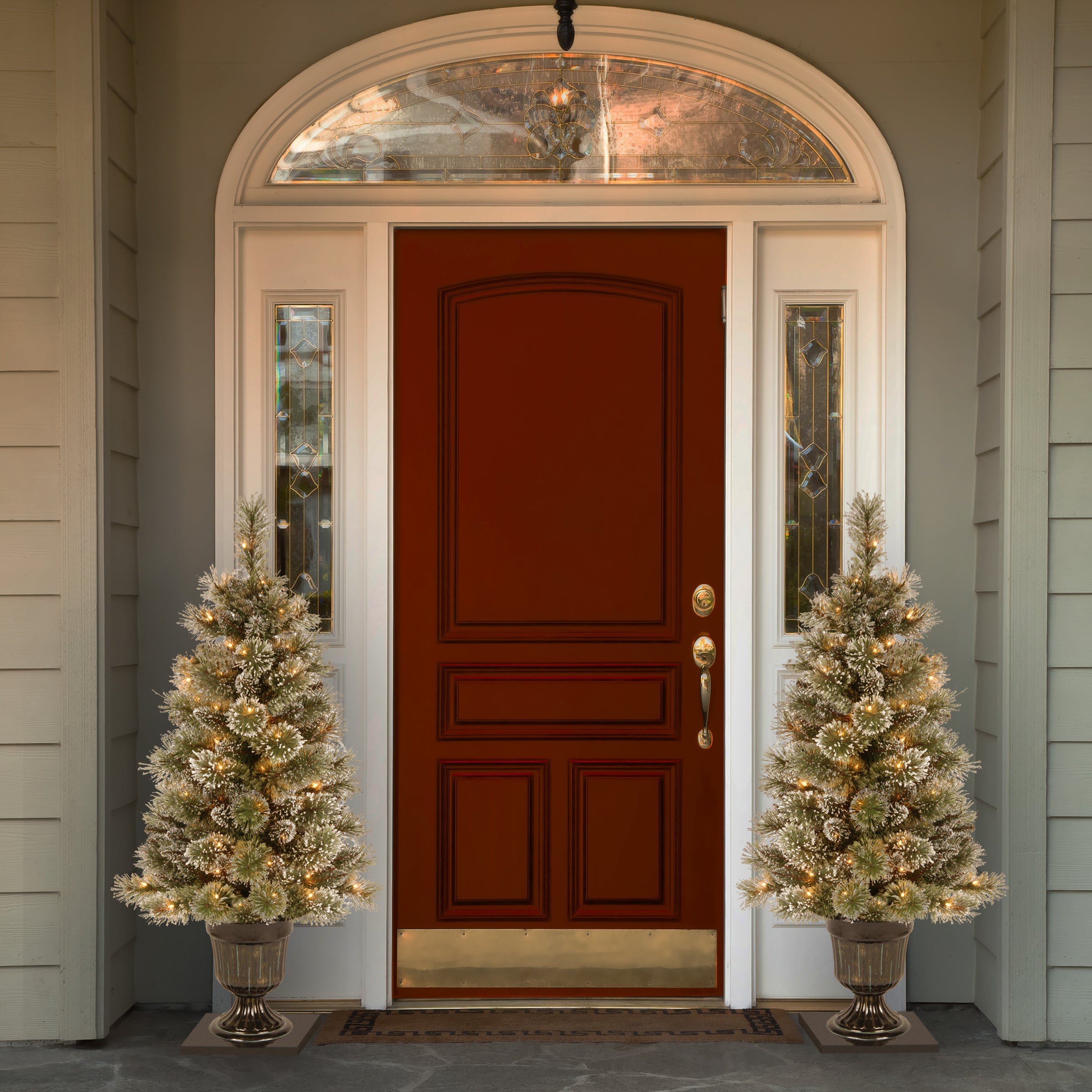 4 ft. Pre-Lit Glittery Bristle Tree with Clear Lights