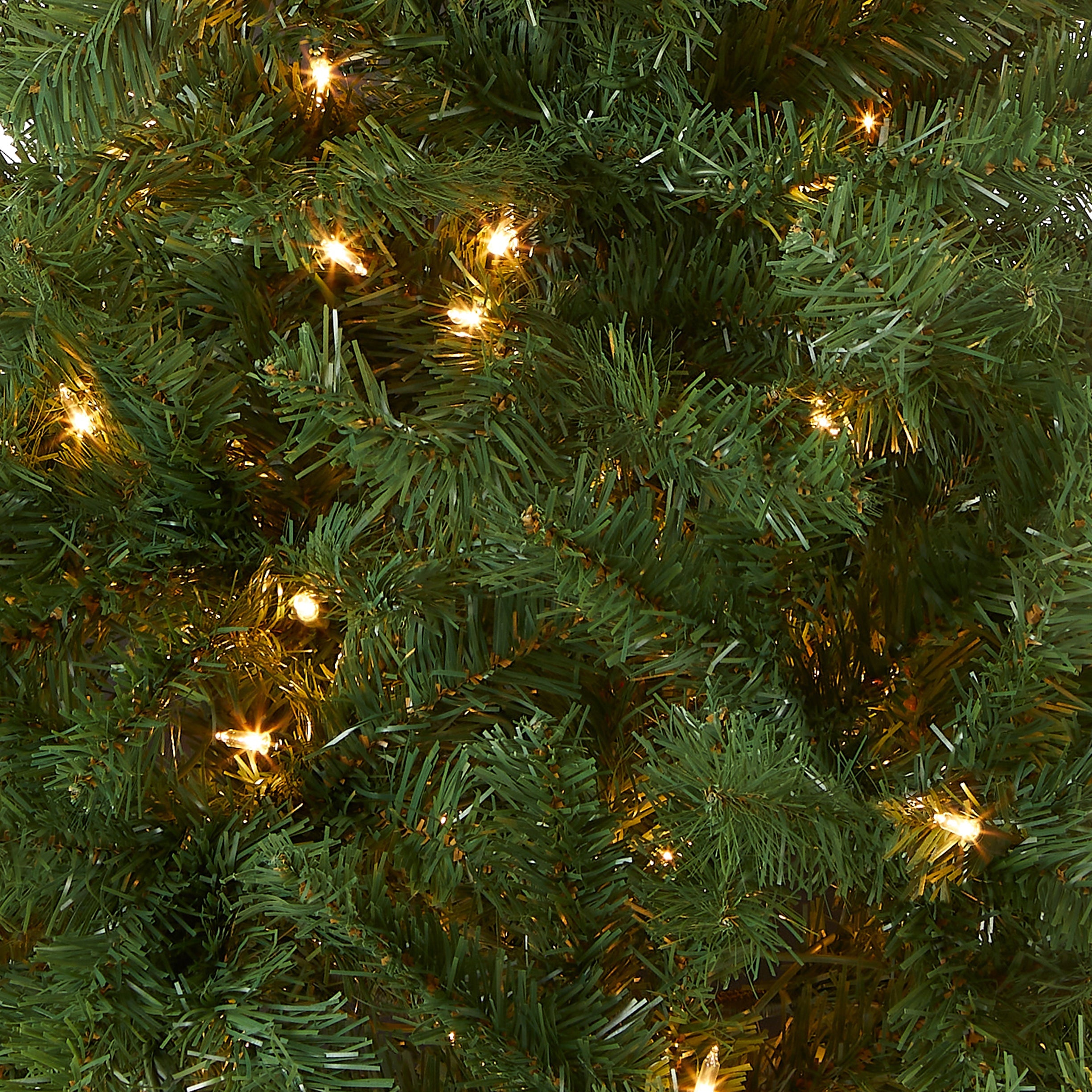 4 ft. Pre-Lit Kincaid Spruce Tree with Clear Lights
