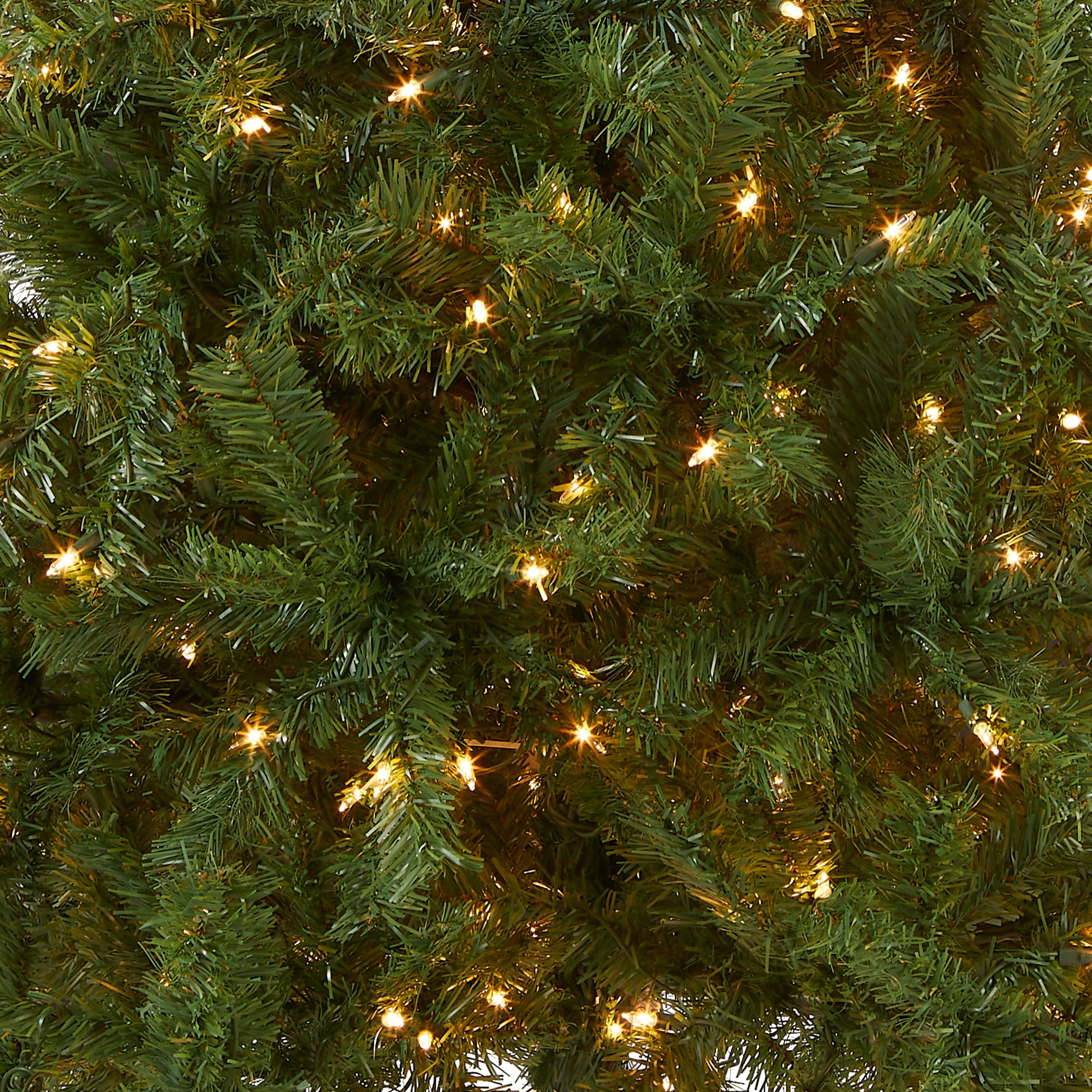 6 ft. Pre-Lit Kincaid Spruce Tree with Clear Lights