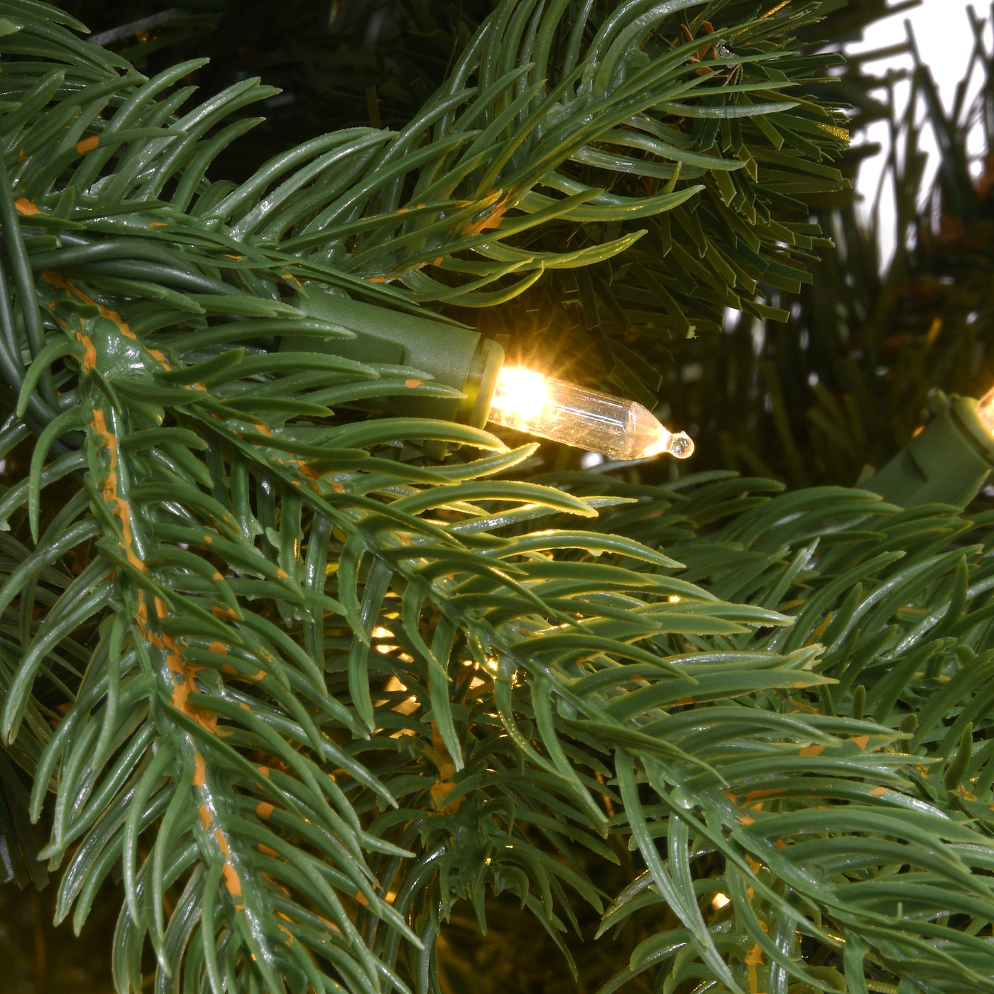 7.5 ft. Pre-Lit Green River Spruce Tree with Dual Color LED Lights