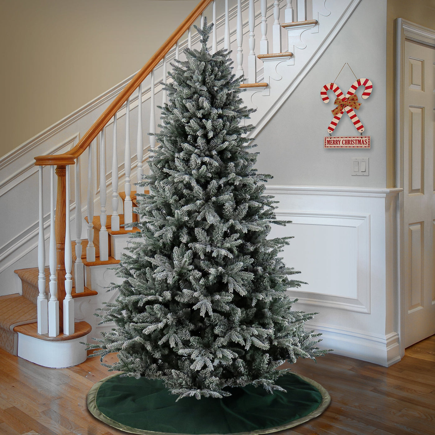 7.5 ft. Holliston Tree