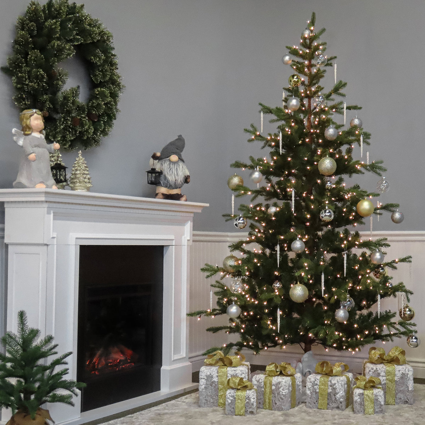 6.5 ft. Pre-Lit Norwegian Spruce Tree with Clear Lights