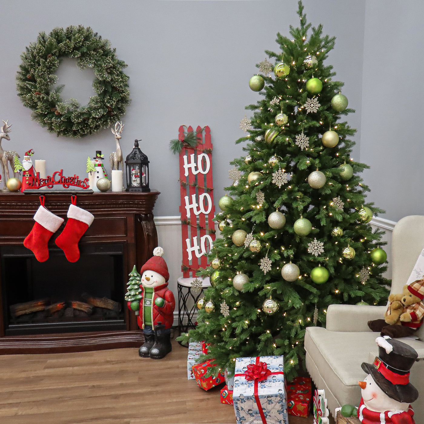 7.5 ft. Pre-Lit Princeton Fraser Fir Tree with PowerConnect and 800 Dual Color LED Lights