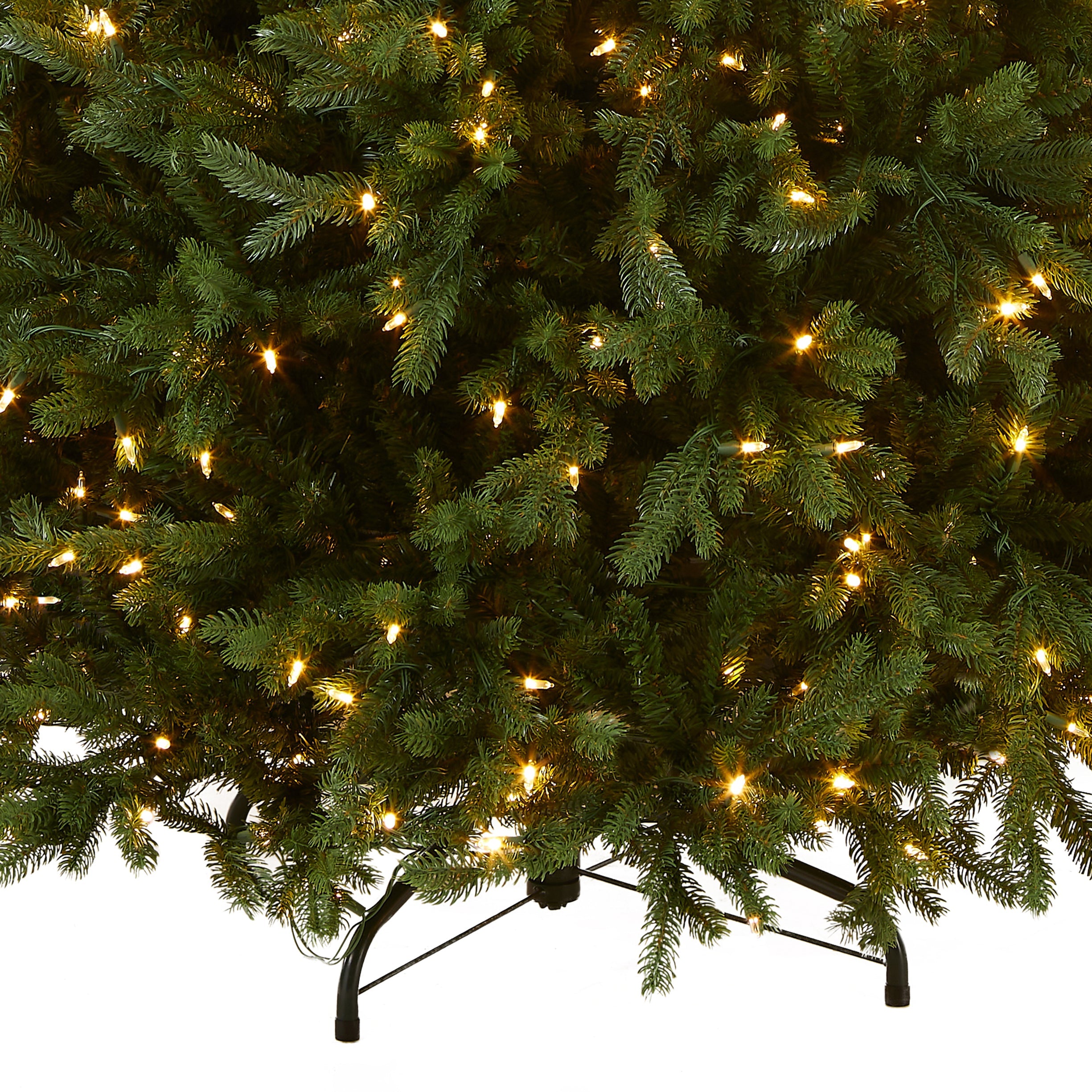 7.5 ft. Pre-Lit Princeton Fraser Fir Tree with PowerConnect and 800 Dual Color LED Lights