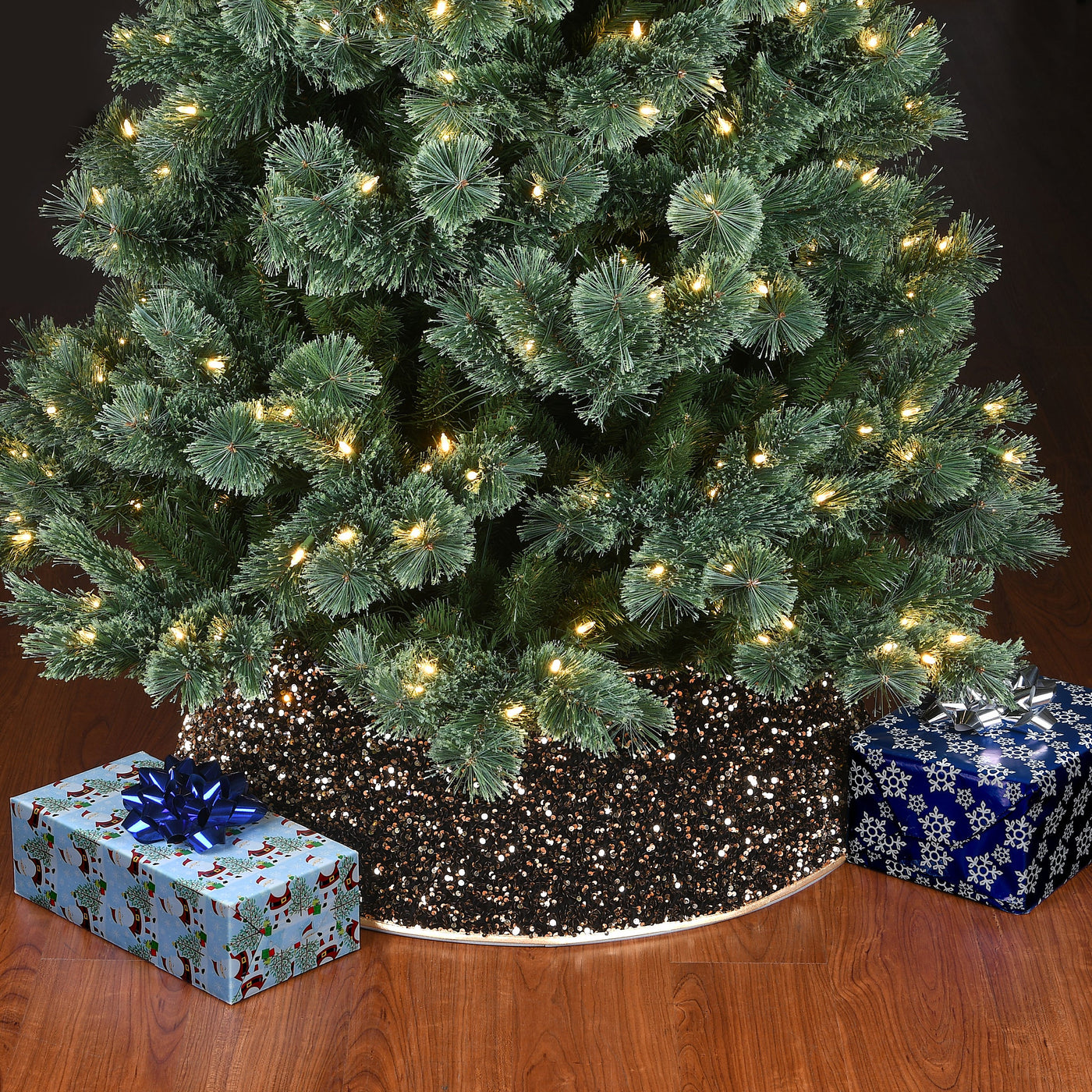 30 in. Christmas Tree Collar, Gold