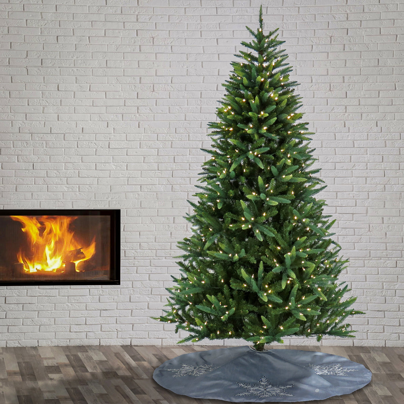 7.5 ft. Pre-Lit Spada Pine Tree with LED Lights