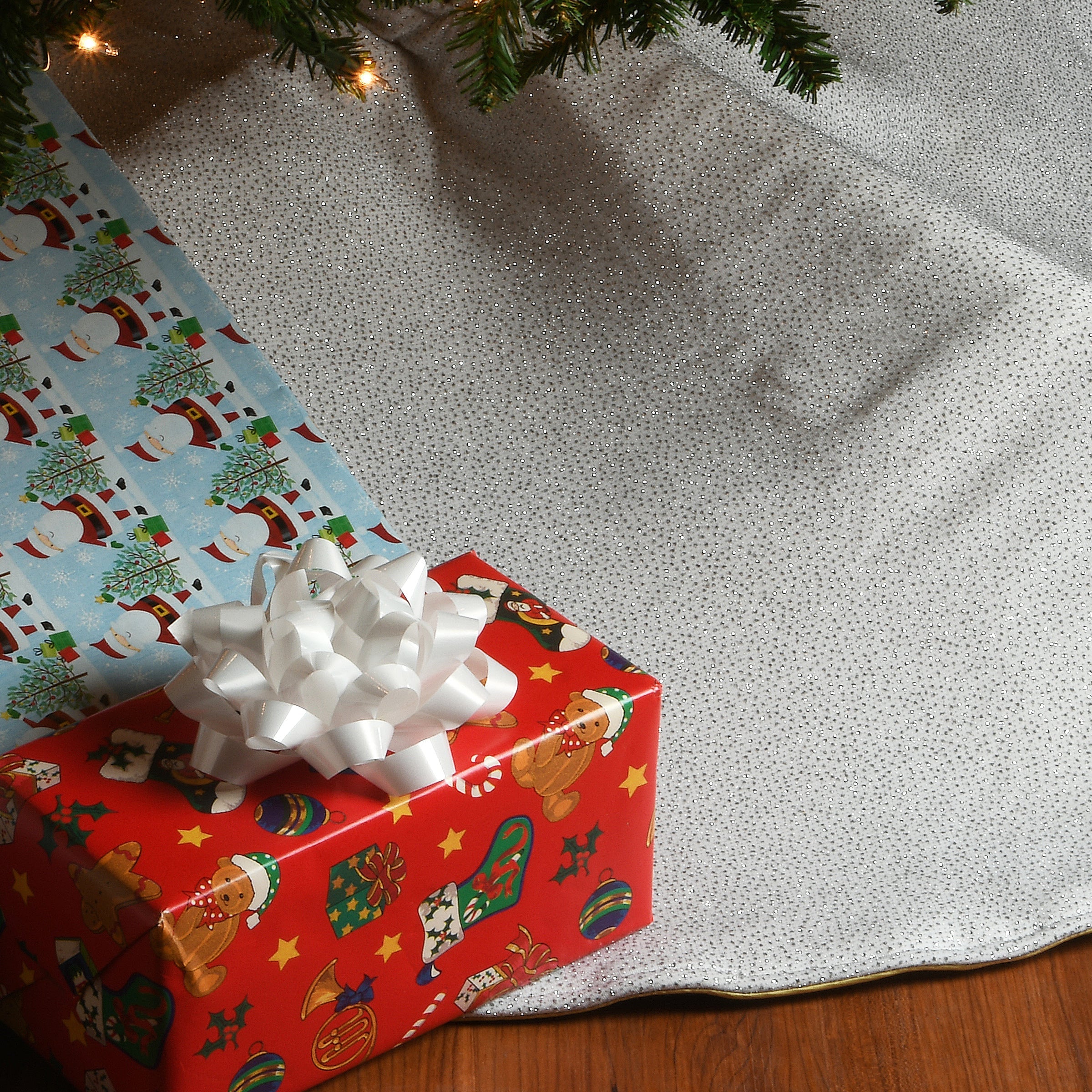 54 in. Silver/Gold Designer Tree Skirt