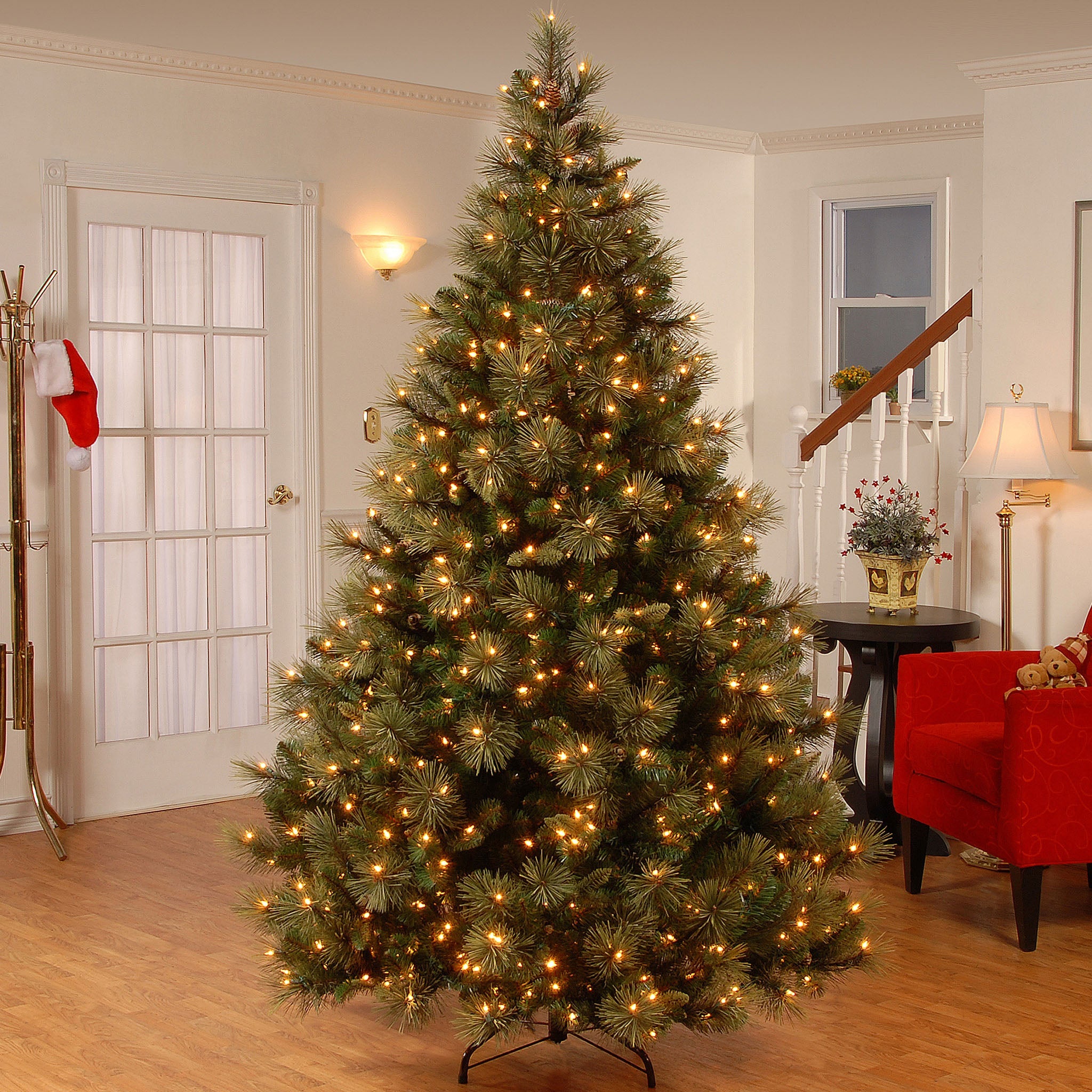 7.5 ft. Pre-Lit Carolina Pine Tree with 750 Clear Lights