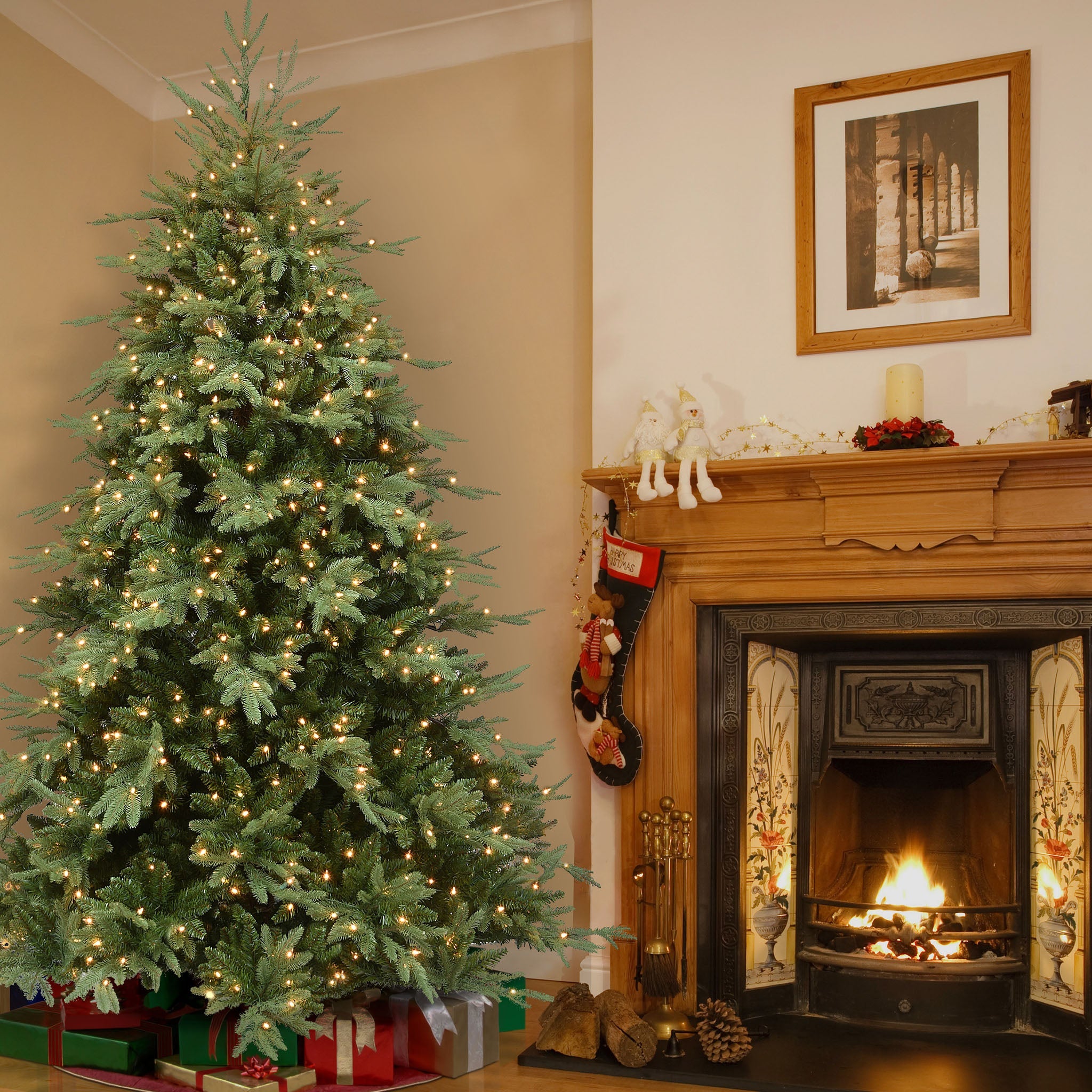 7.5 ft. Pre-Lit Nordic Spruce Medium Tree with Clear Lights